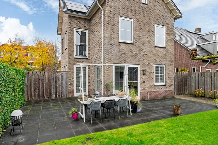 Photo 27 of Frederik Hendriklaan 26