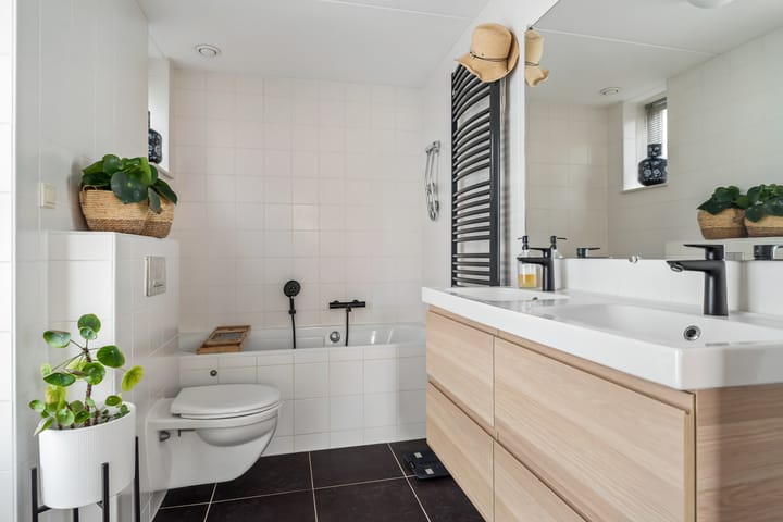 Photo 34 of Frederik Hendriklaan 26