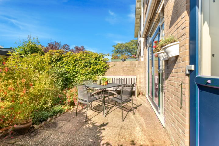 Photo 37 of Braveld 18