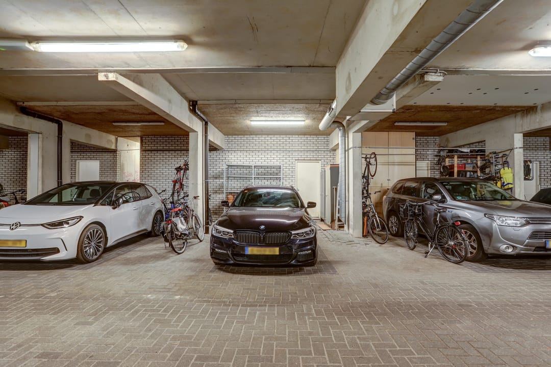 Foto 13 van Lampenistenstraat 81