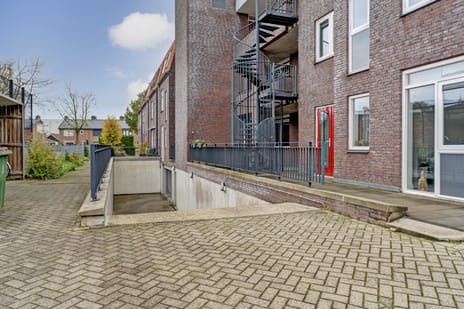 Taets van Amerongenweg 2-13 tertiary image