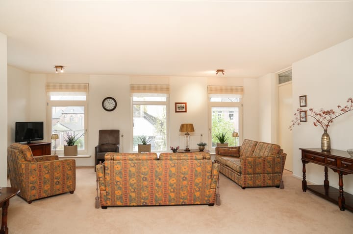 Photo 2 of Dorpsstraat 6