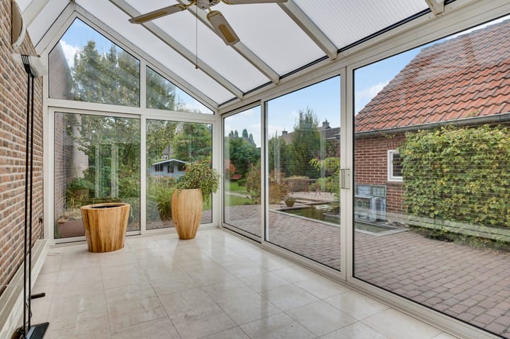 Photo 2 of Brugstraat 7-A