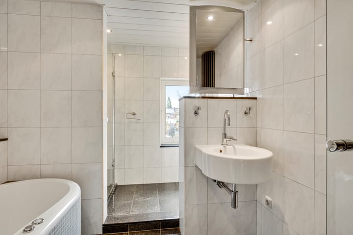 Foto 27 van Brugstraat 7-A