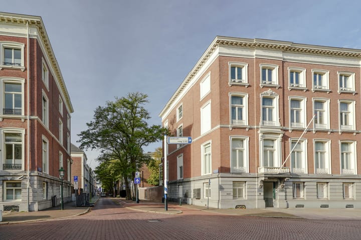 Photo 4 of Oranjestraat 6-B