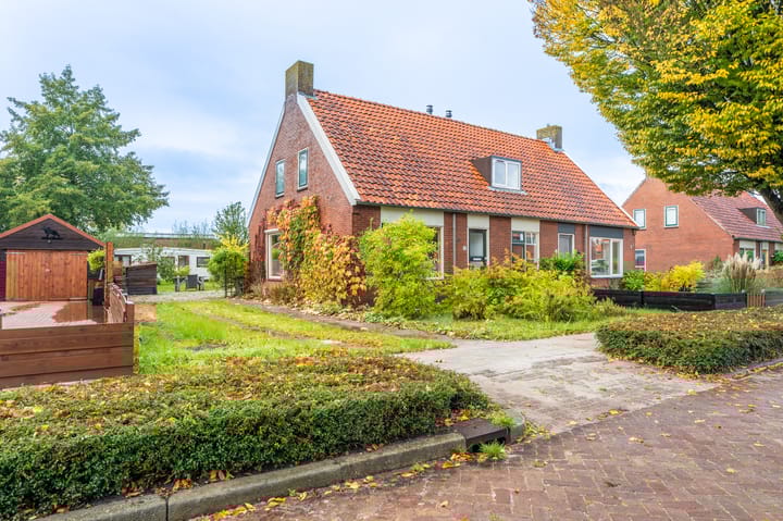 Photo 4 of Ds.B.J.Aderstraat 5