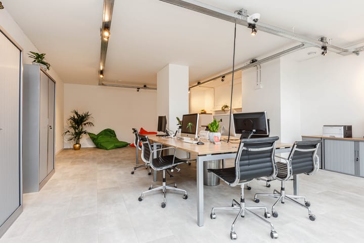 Foto 13 van Postjesweg 166