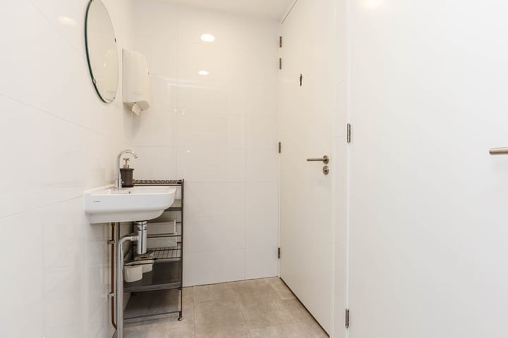 Foto 17 van Postjesweg 166