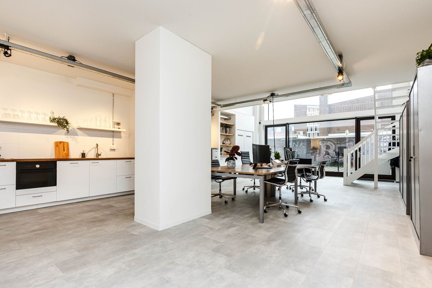 Foto 14 van Postjesweg 166