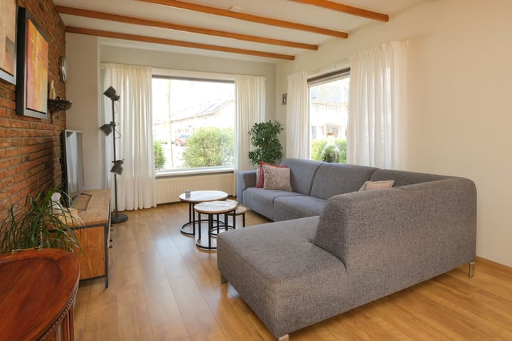 Foto 6 van Meulenbeldlaan 101