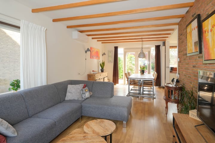 Foto 8 van Meulenbeldlaan 101