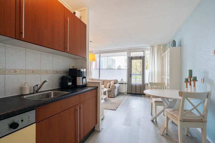 Foto 12 van Zeewijkplein 2