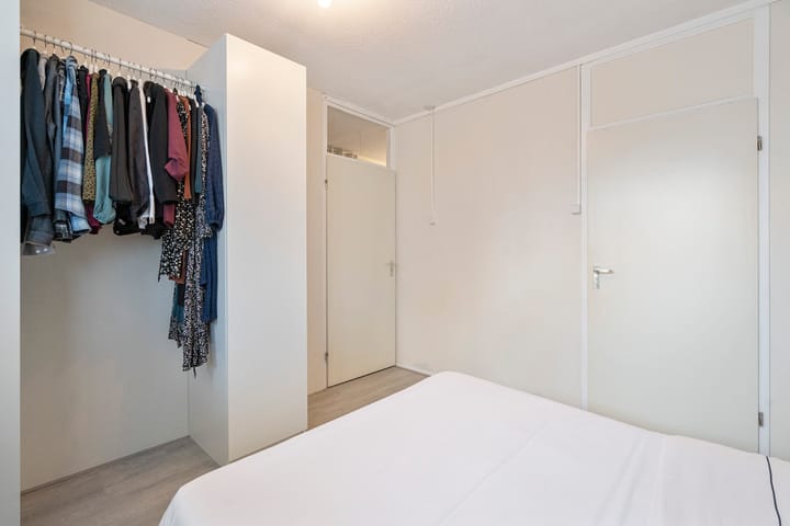 Foto 24 van Zeewijkplein 2