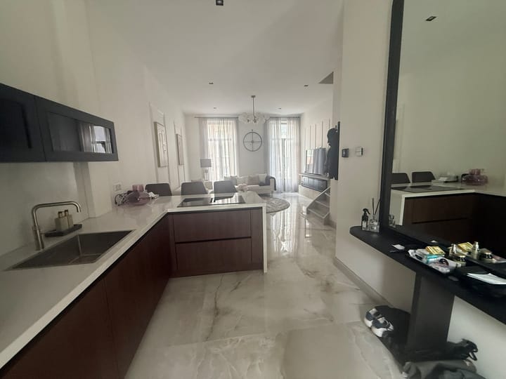 Photo 43 of Pieter Cornelisz. Hooftstraat 141-B