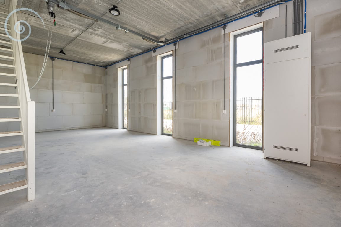 View photo 3 of Waterfront 1-f