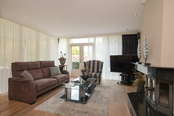 Foto 14 van De Entergraven 10