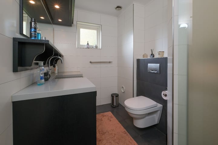 Foto 22 van De Entergraven 10