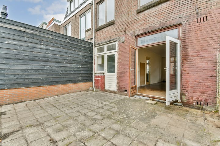 Foto 8 van Djambistraat 26