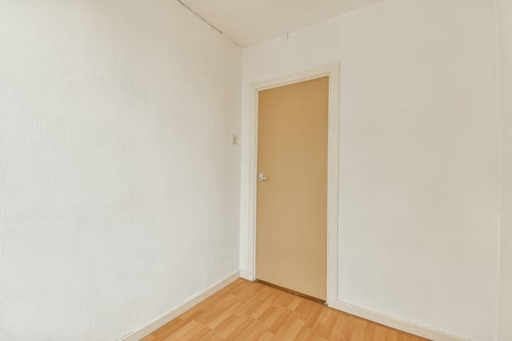 Foto 16 van Djambistraat 26