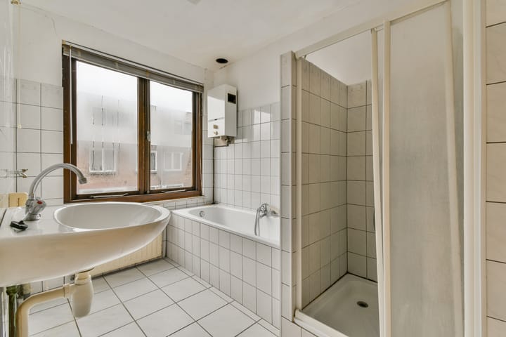 Foto 17 van Djambistraat 26