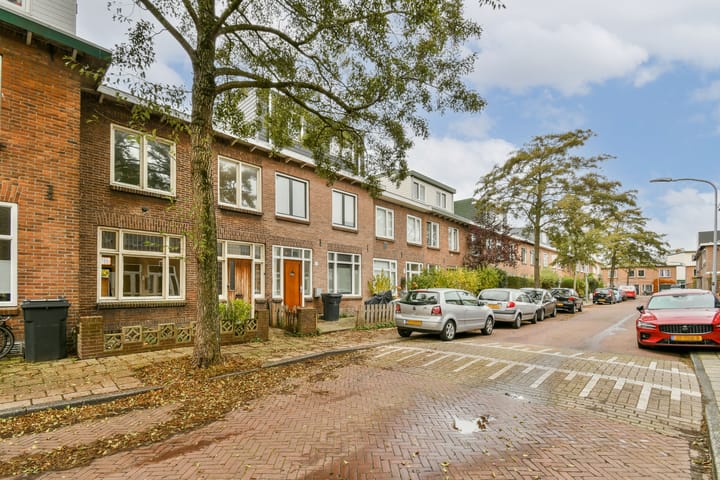 Foto 22 van Djambistraat 26