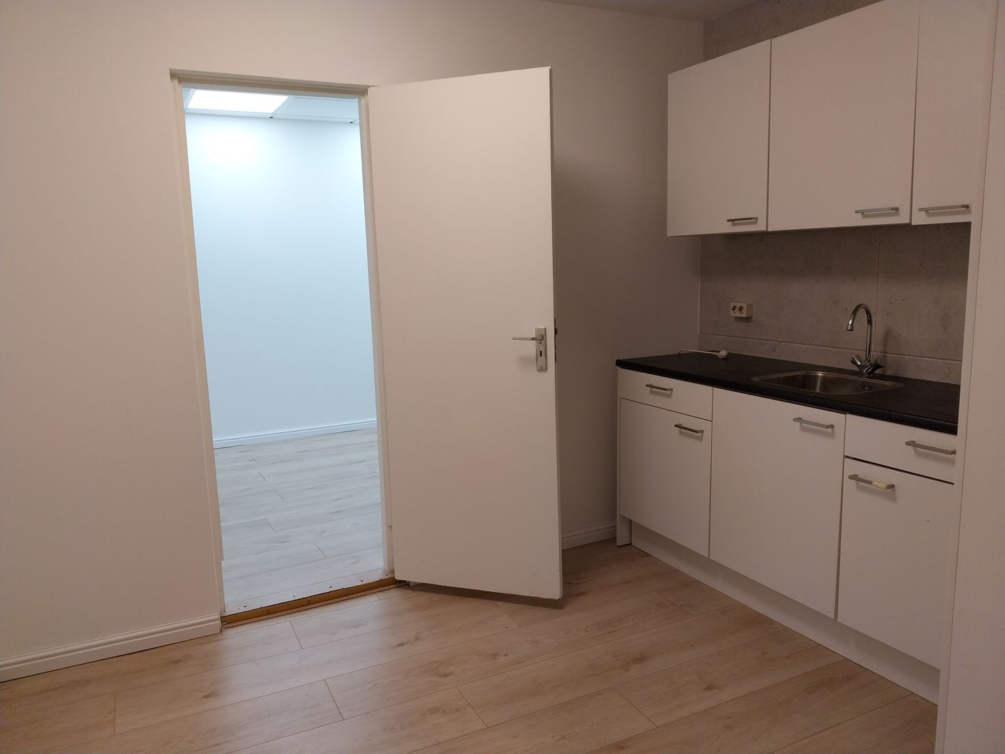 View photo 4 of Lange Groenendaal 56