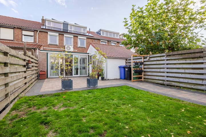 Foto 35 van Irenestraat 19