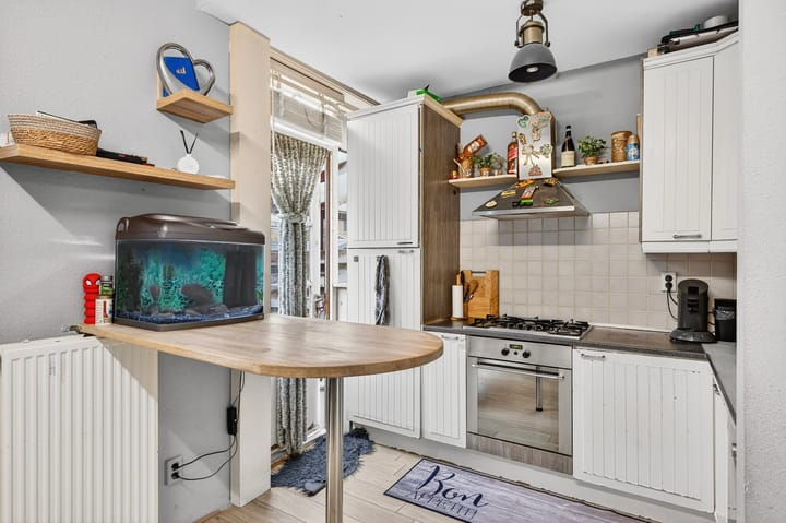 Photo 6 of Texelstraat 80