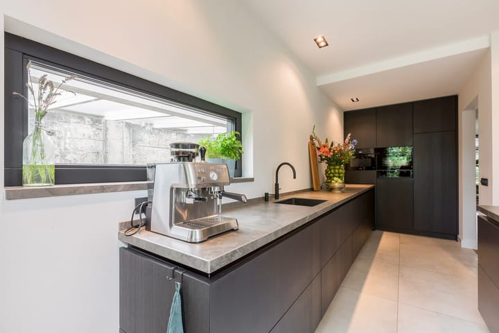 Photo 12 of Raadhuisstraat 44