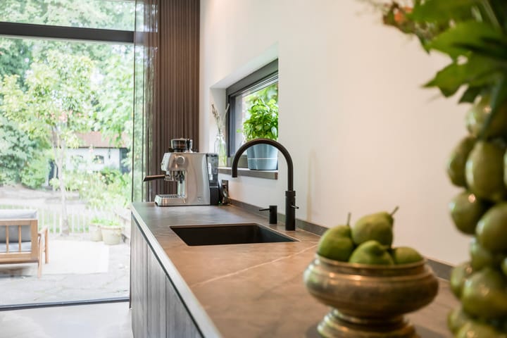 Photo 13 of Raadhuisstraat 44