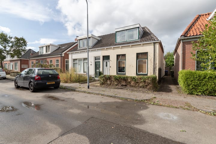 Photo 9 of Wilhelminastraat 44