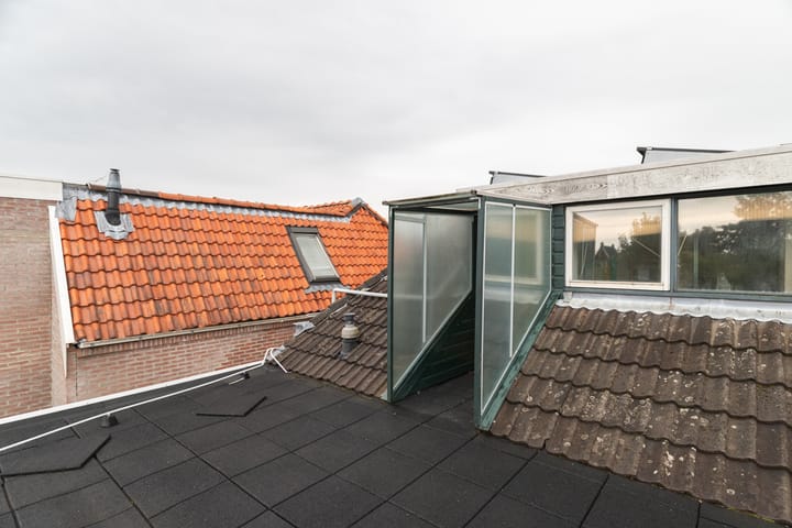 Photo 28 of Wilhelminastraat 44