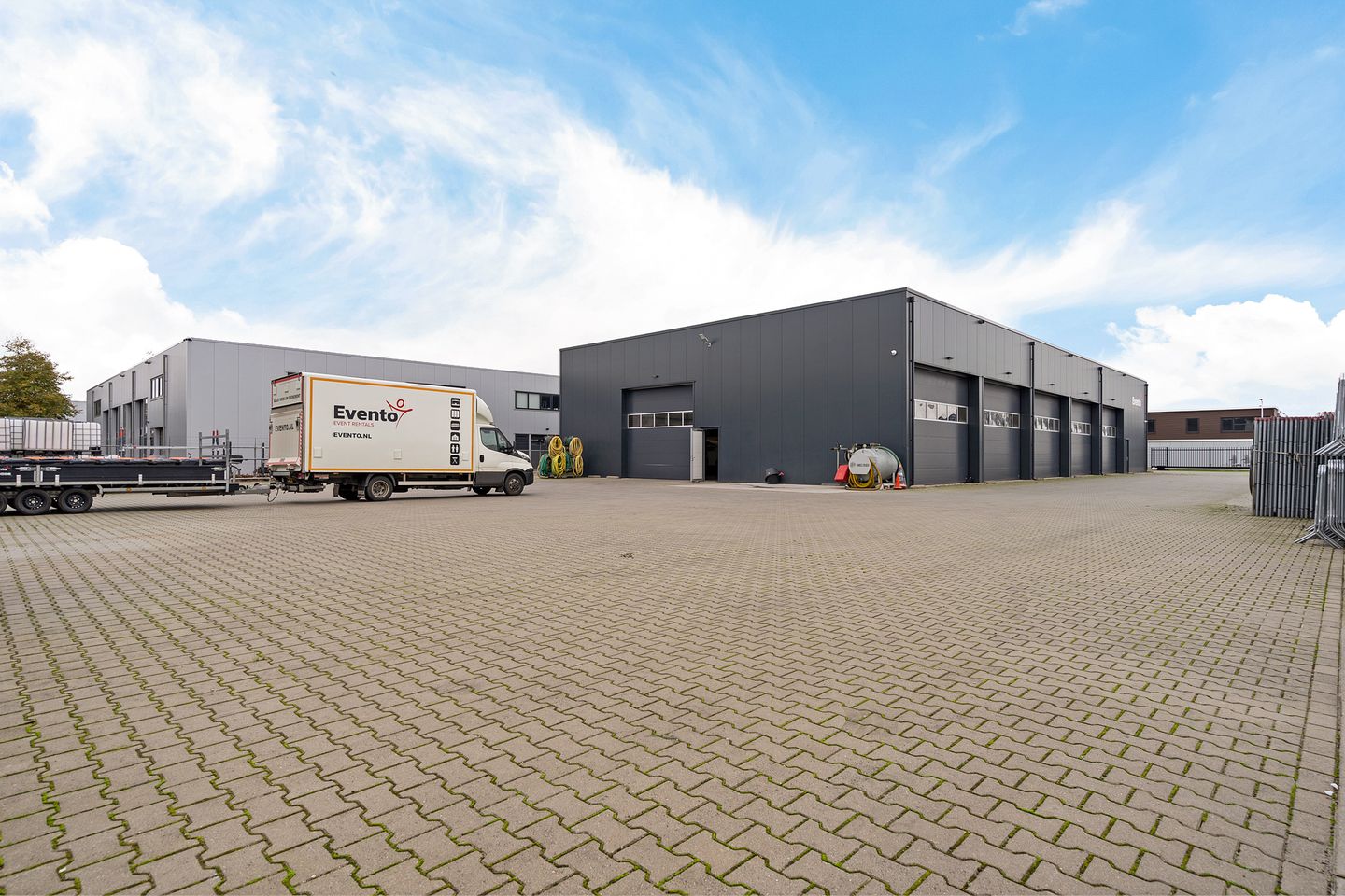 Bekijk foto 3 van Rister 4