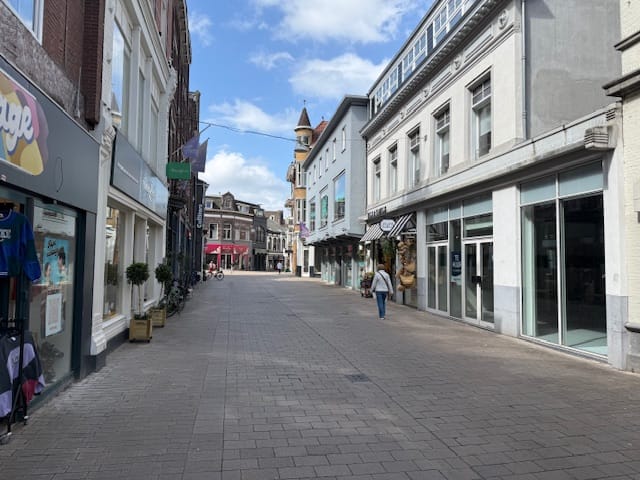 Bekijk foto 3 van Heuvelstraat 107