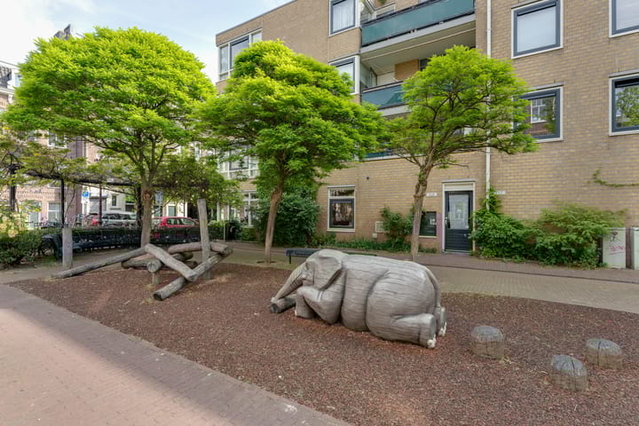 Photo 2 of Bellamydwarsstraat 1-A