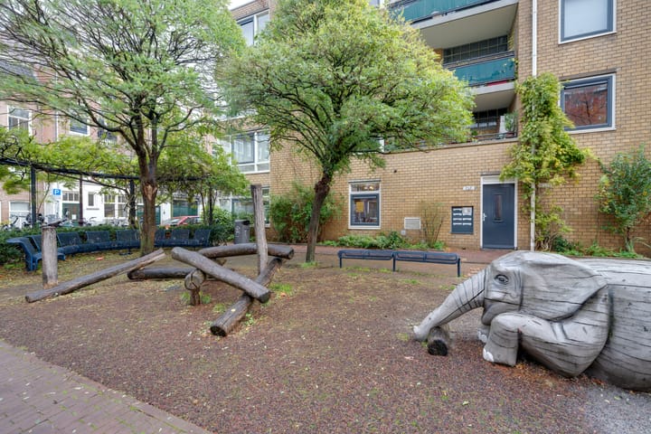 Photo 6 of Bellamydwarsstraat 1-A