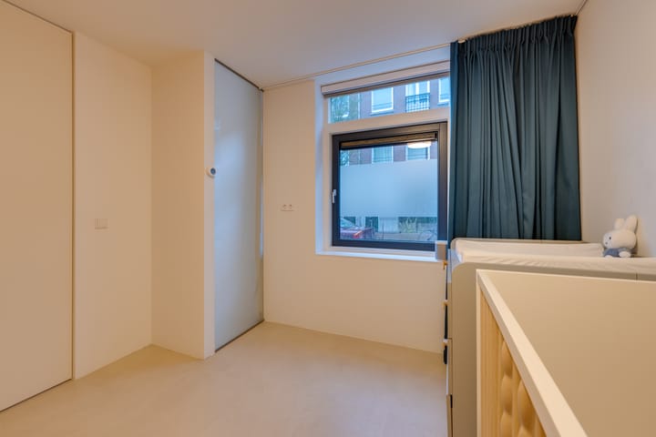 Photo 44 of Bellamydwarsstraat 1-A