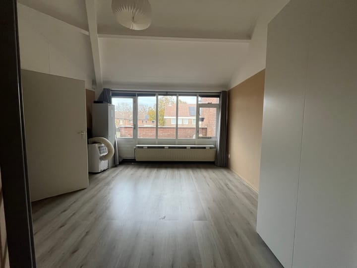 Foto 8 van Johan Buziaustraat 86