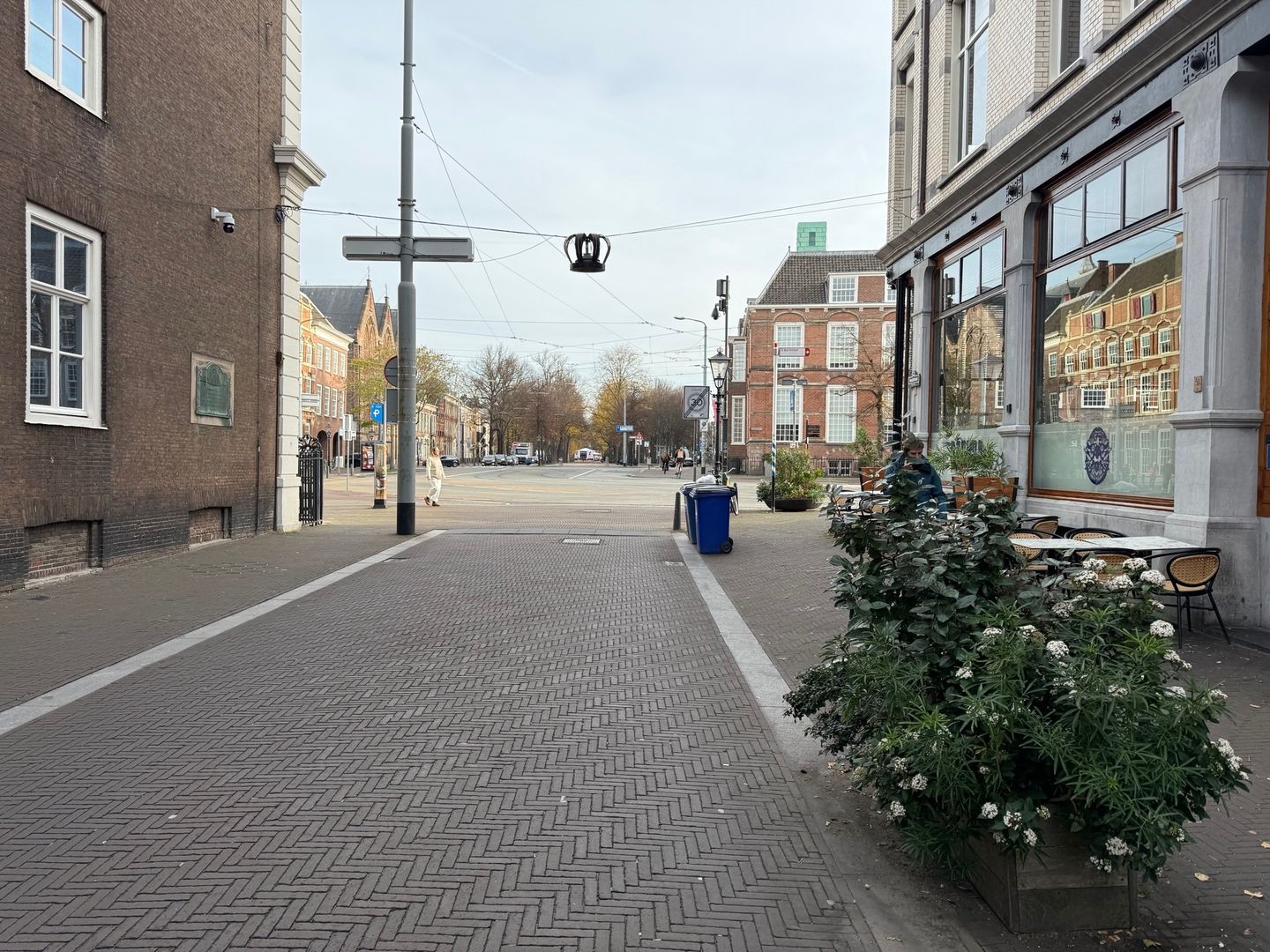 View photo 4 of Heulstraat 25