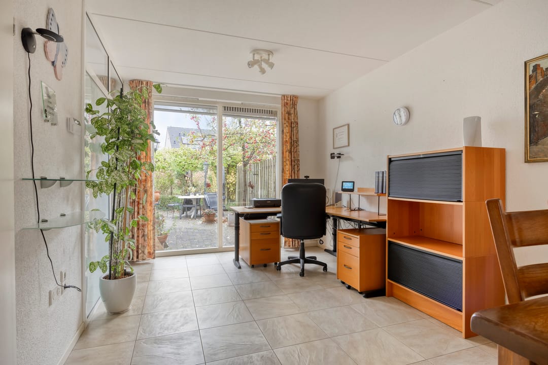 Foto 7 van Esdoornhof 4