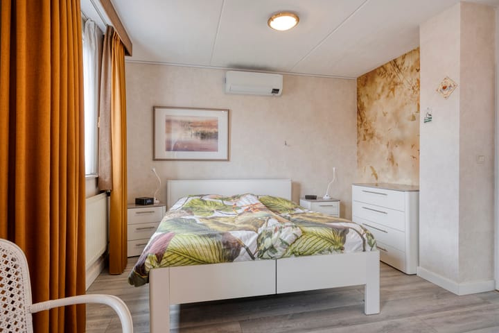 Foto 14 van Esdoornhof 4