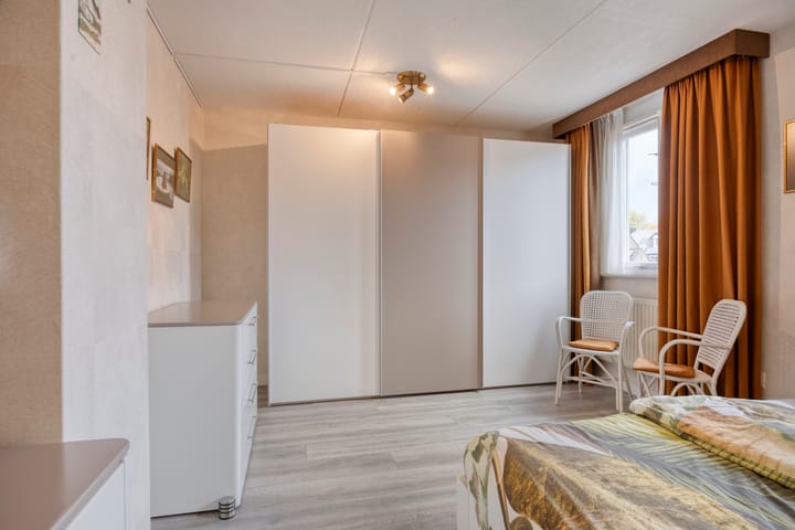 Foto 15 van Esdoornhof 4