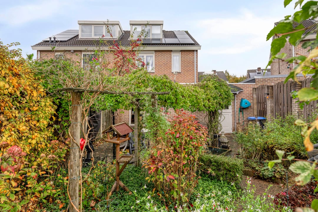 Foto 28 van Esdoornhof 4