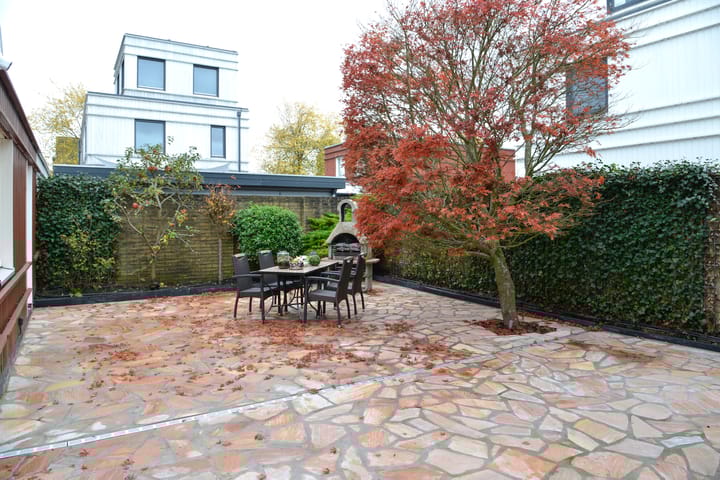 Photo 9 of Trinidadstraat 8