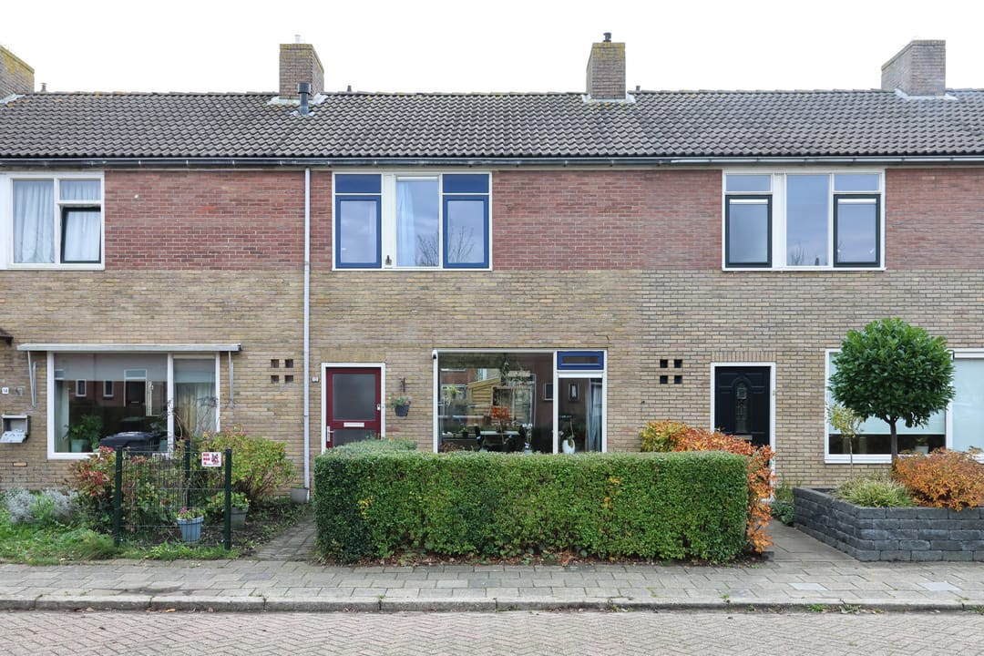 Foto 2 van Meester Klaas Douwesstraat 12