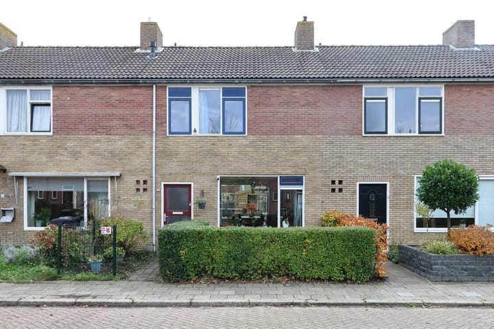 Photo 2 of Meester Klaas Douwesstraat 12