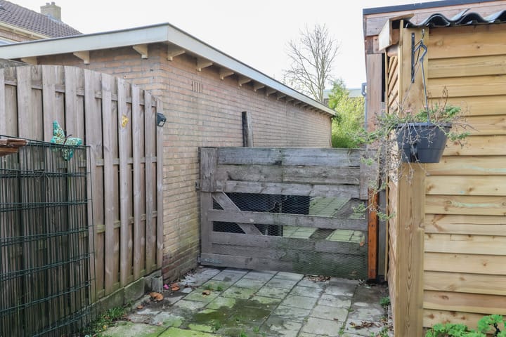 Photo 33 of Meester Klaas Douwesstraat 12