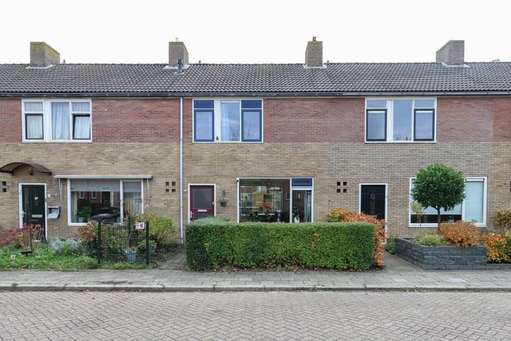 Photo 1 of Meester Klaas Douwesstraat 12