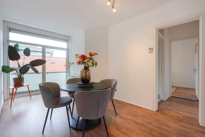 Foto 16 van Lijnbaan 130