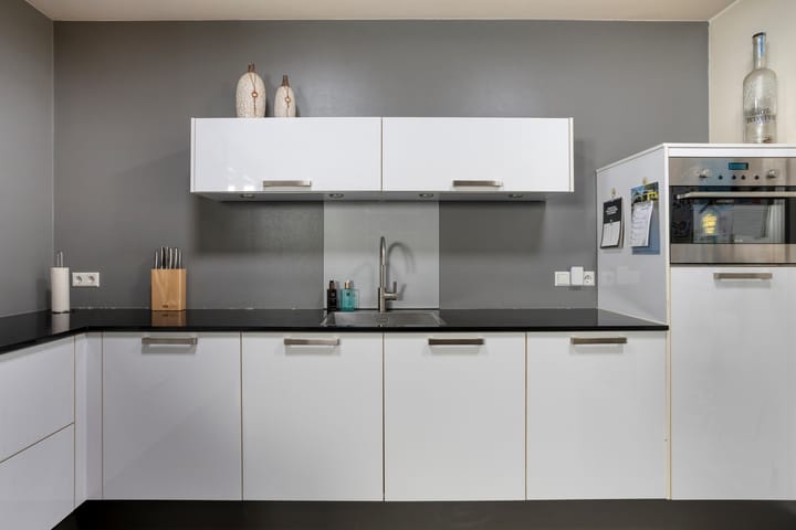 Photo 10 of Herderstraat 7